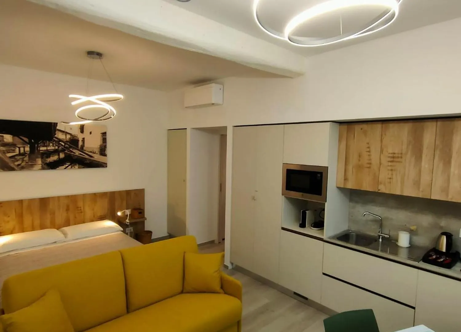 Apartment Suite Naviglio Grande Milan