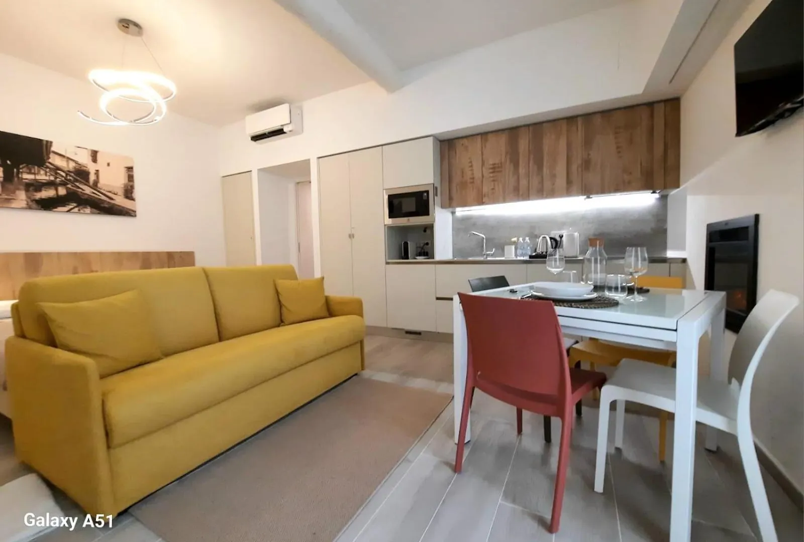 Apartment Suite Naviglio Grande Milan